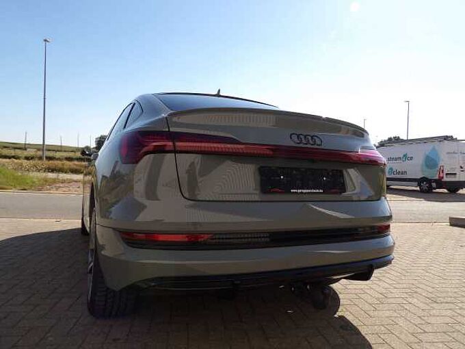 Audi e-tron e-tron Sportback 55 quattro S line met luchtvering