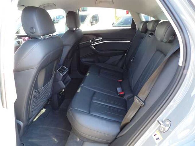 Audi e-tron e-tron Sportback 55 quattro S line met luchtvering